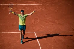 Roland-Garros Scooter And Helmets|Photo Nadal 3e Tour 15x21 cm - Multicolore